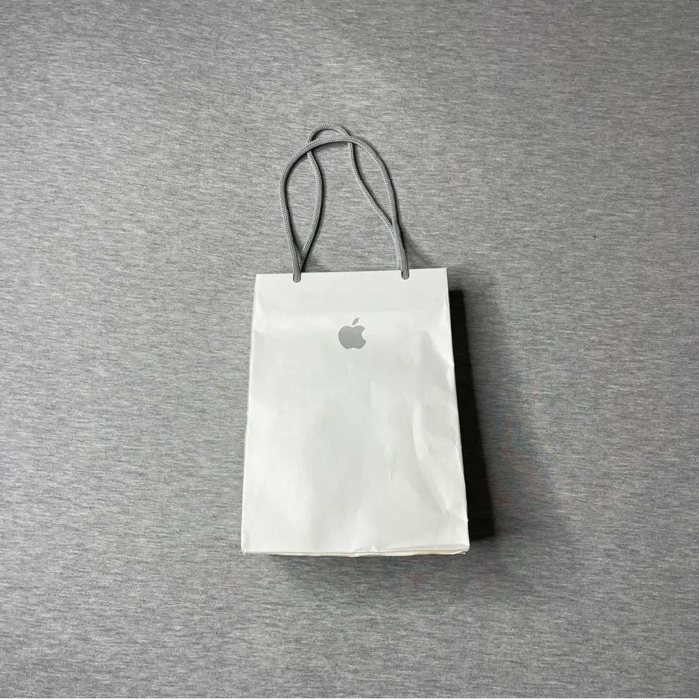 Apple Store 9”x6” White Gift Bag